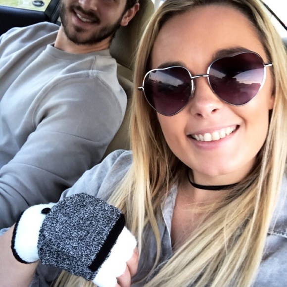 Meet your Posher, Emiley - Picture 5 of 5